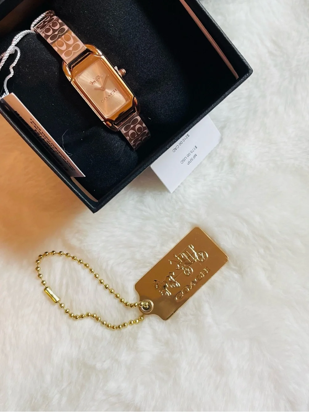 Coach Authentic hangtag gold
